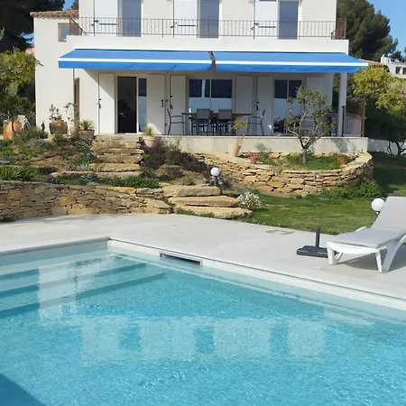 Vue Dans Un Cadre Enchanteur Saint-Cyr-sur-Mer