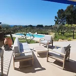 Villa Vue Dans Un Cadre Enchanteur Les Lecques