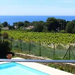 Vue Dans Un Cadre Enchanteur Villa *