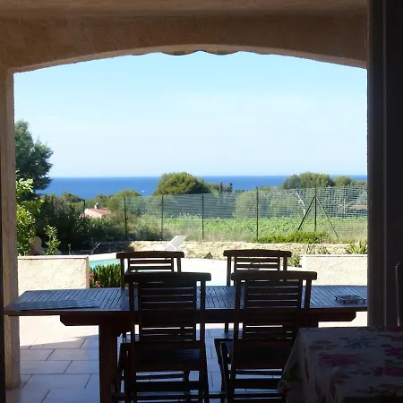 Vue Dans Un Cadre Enchanteur *