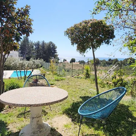 Vue Dans Un Cadre Enchanteur Villa